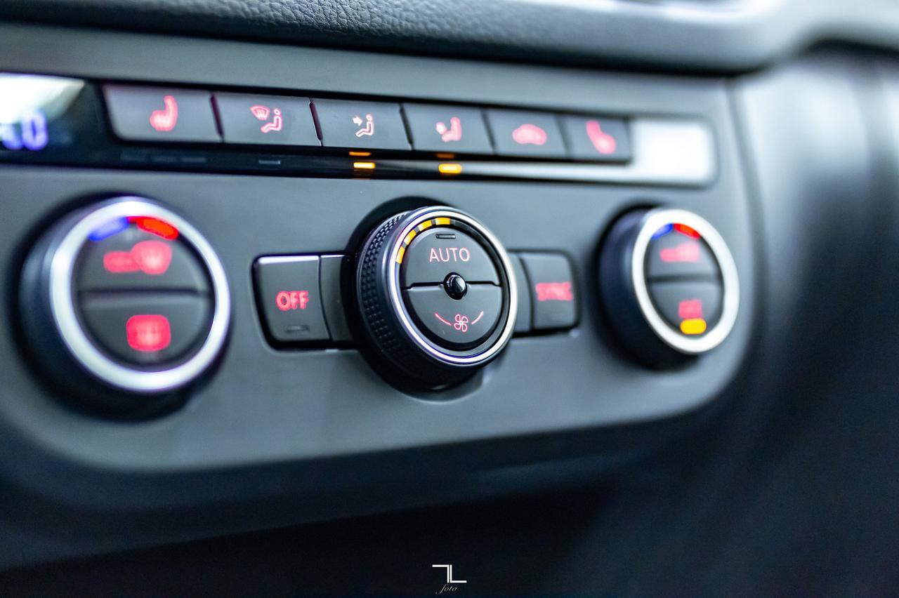 2017 Volkswagen Tiguan 4Motion Comfortline Leather Roof BCam Red Deer AB