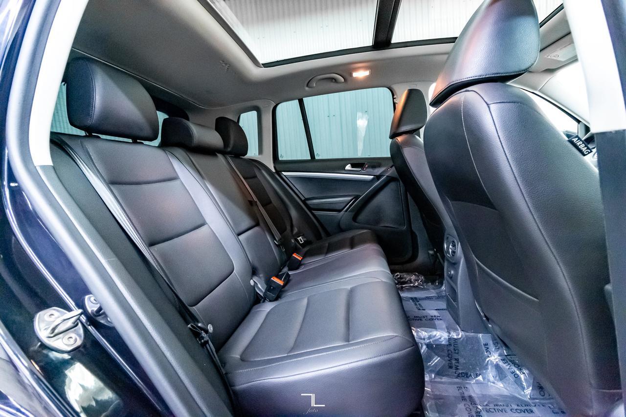 2017 Volkswagen Tiguan 4Motion Comfortline Leather Roof BCam Red Deer AB