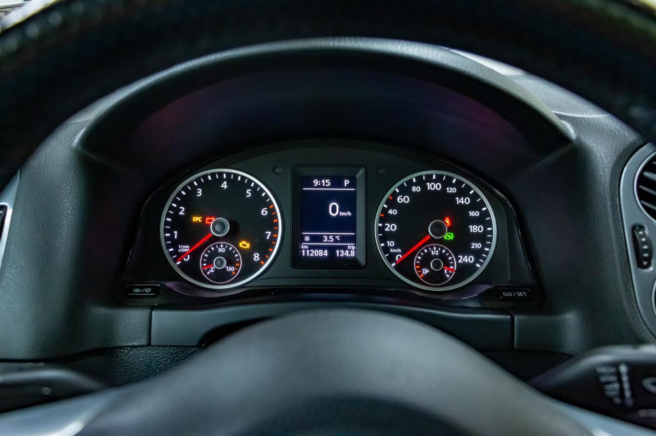 2017 Volkswagen Tiguan 4Motion Highline R-Line Leather Roof Nav Red Deer AB