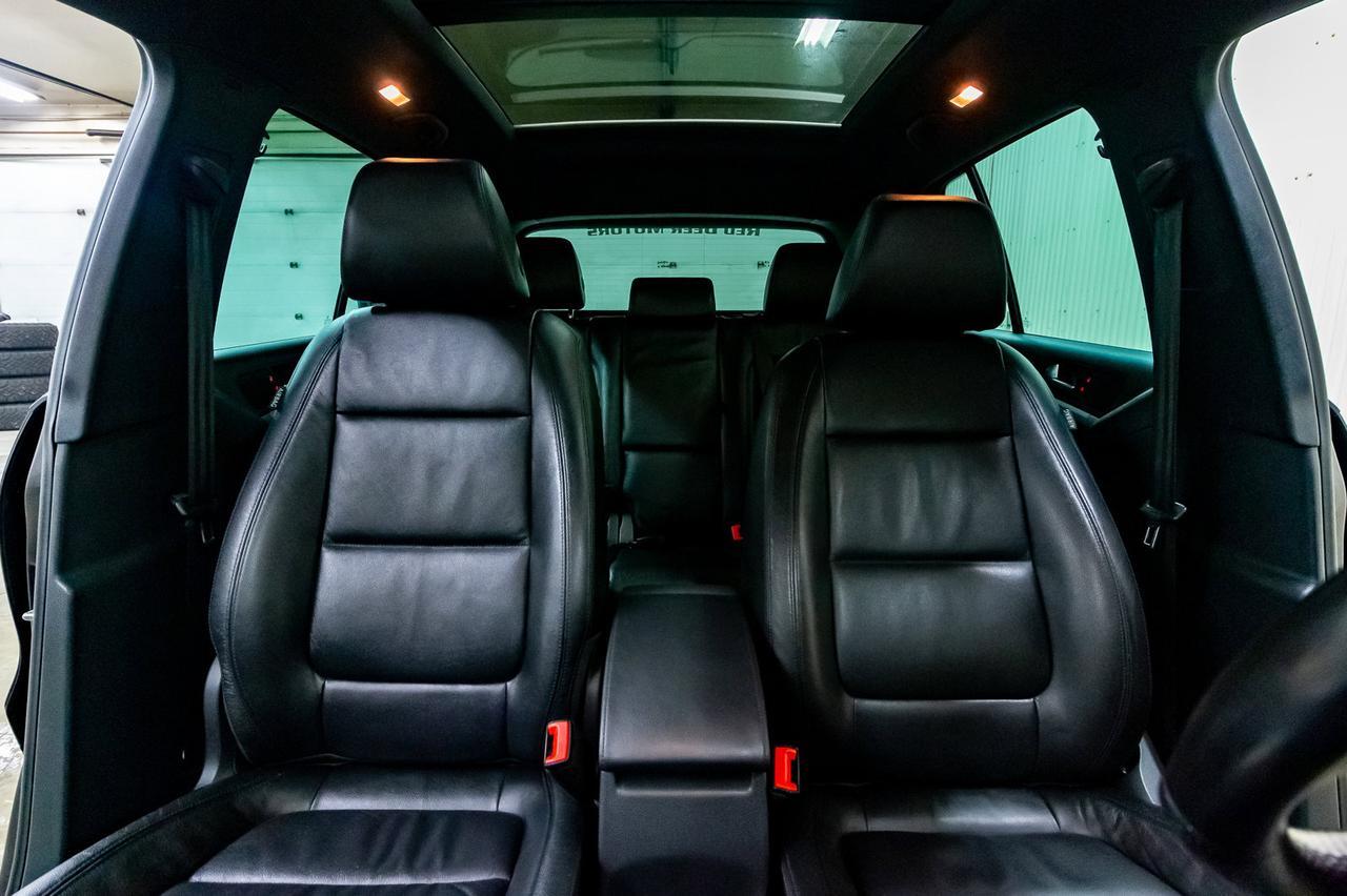 2017 Volkswagen Tiguan 4Motion Highline R-Line Leather Roof Nav Red Deer AB