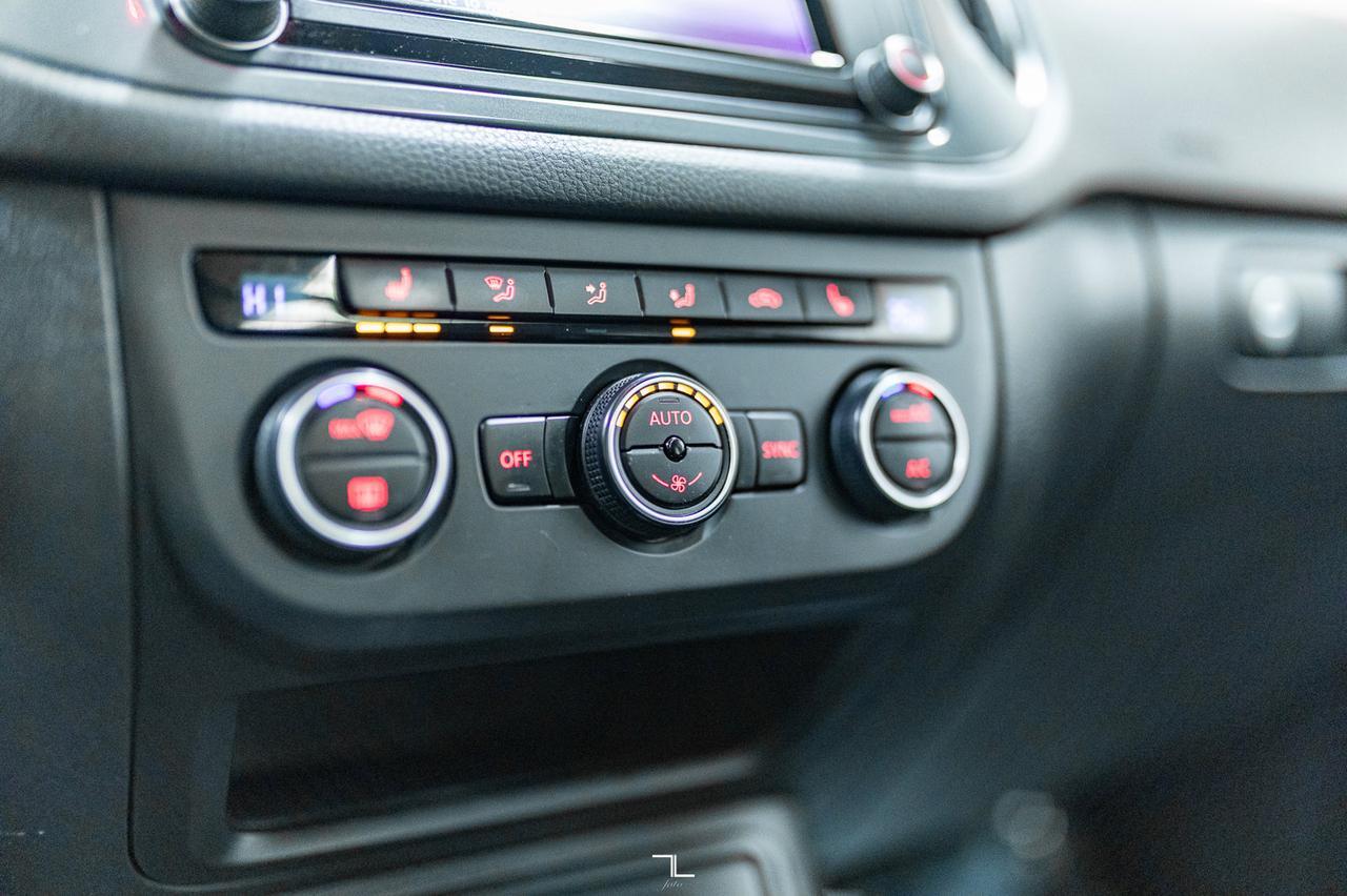 2017 Volkswagen Tiguan 4Motion Wolfsburg Edition Leather Roof BCam Red Deer AB