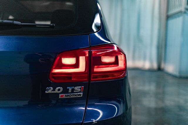 2017 Volkswagen Tiguan 4Motion Wolfsburg Edition Leather Roof BCam Red Deer AB