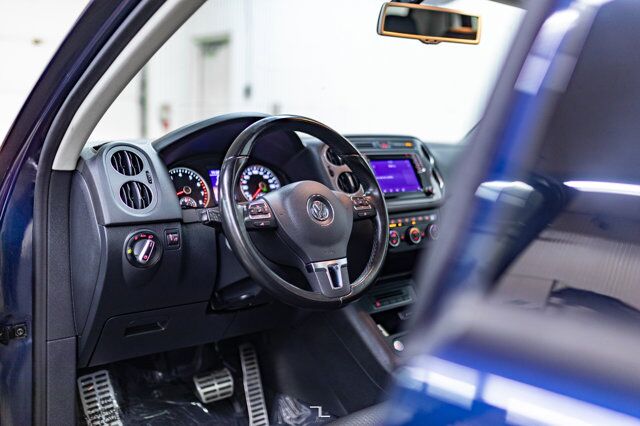 2017 Volkswagen Tiguan 4Motion Wolfsburg Edition Leather Roof BCam Red Deer AB