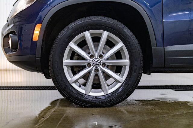 2017 Volkswagen Tiguan 4Motion Wolfsburg Edition Leather Roof BCam Red Deer AB