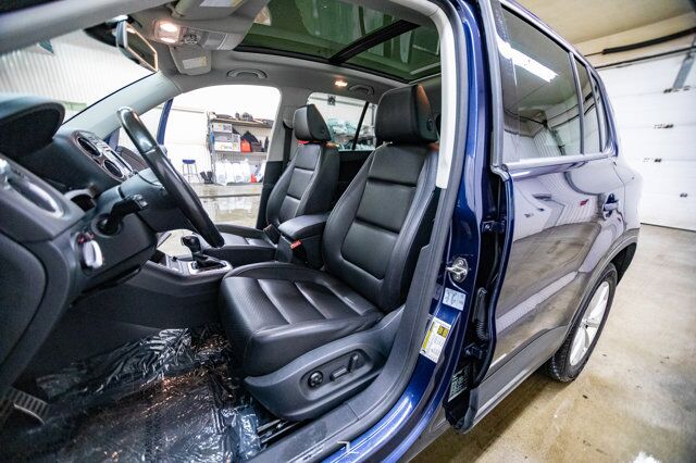 2017 Volkswagen Tiguan 4Motion Wolfsburg Edition Leather Roof BCam Red Deer AB