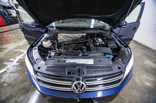 2017 Volkswagen Tiguan 4Motion Wolfsburg Edition Leather Roof BCam Red Deer AB