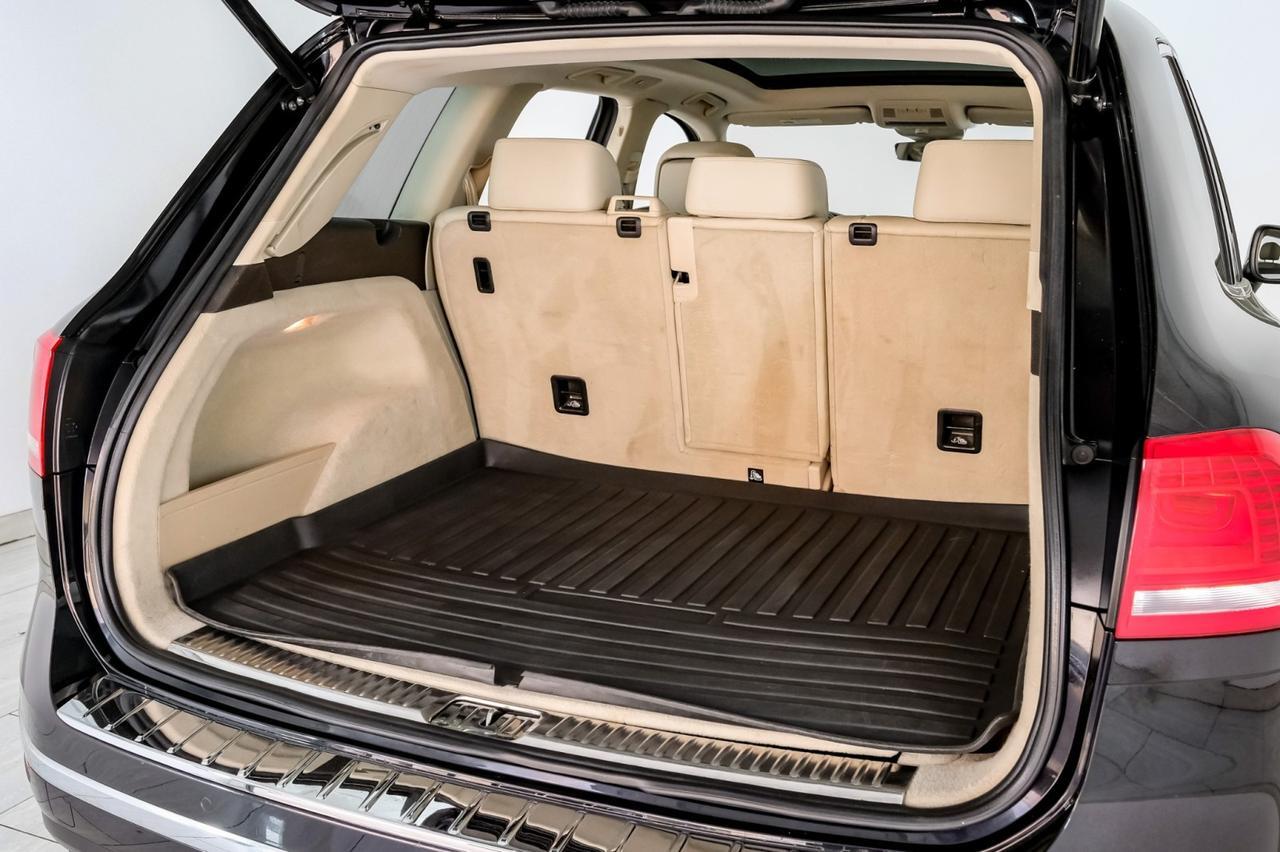 2017 Volkswagen Touareg V6 EXECUTIVE 4MOTION NAVIGATION PANORAMA LEATHER SEATS REAR CAME Carrollton TX