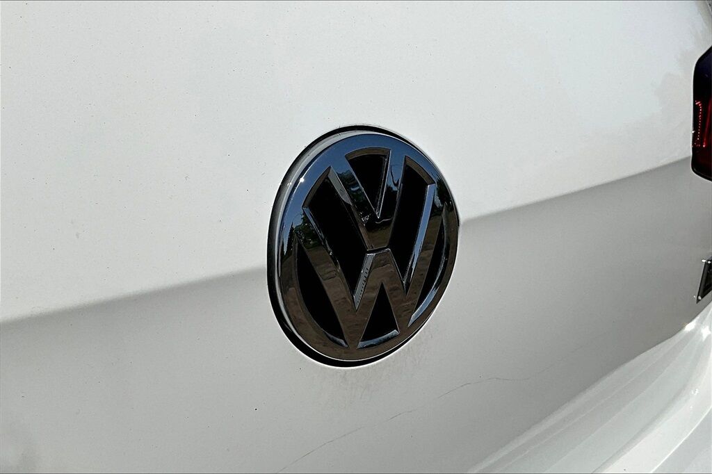 2017 Volkswagen e-Golf SE OR