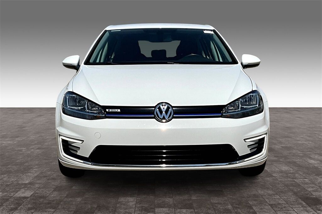 2017 Volkswagen e-Golf SE OR