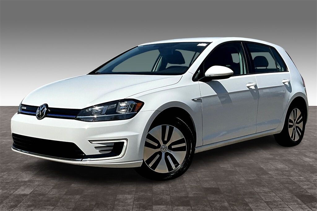 2017 Volkswagen e-Golf SE OR