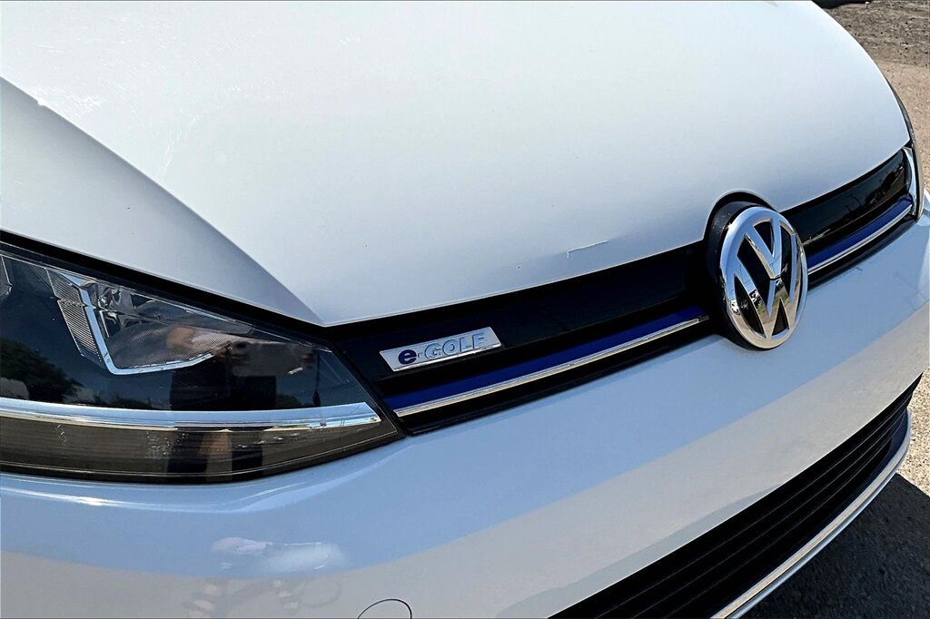 2017 Volkswagen e-Golf SE OR