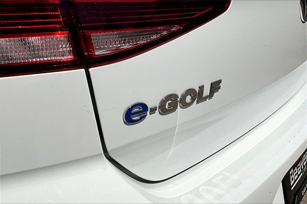 2017 Volkswagen e-Golf SE OR