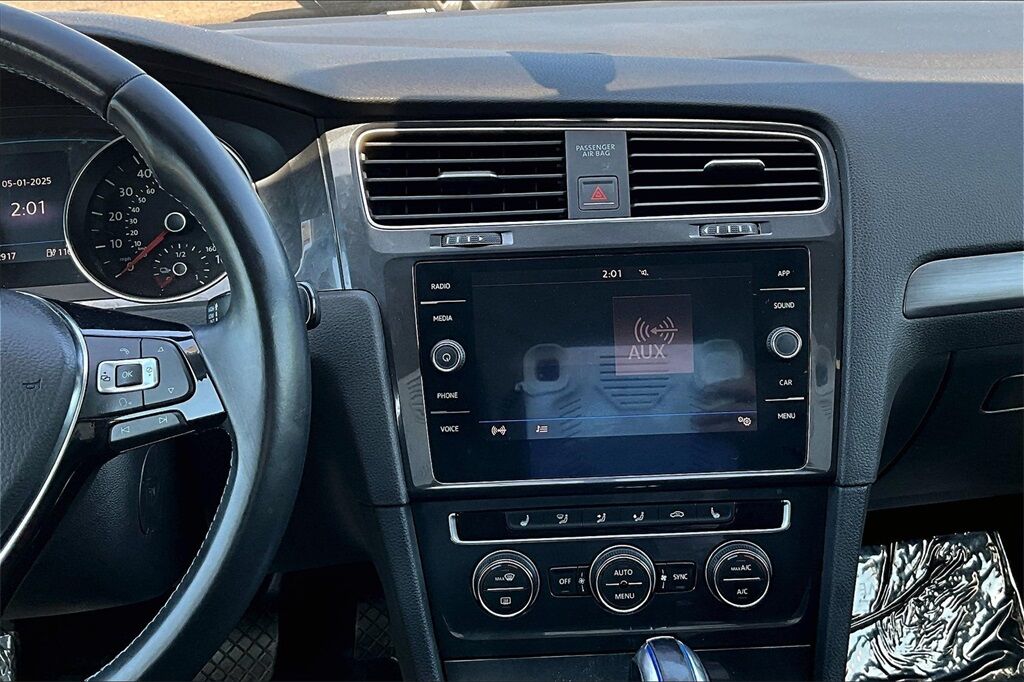 2017 Volkswagen e-Golf SE OR