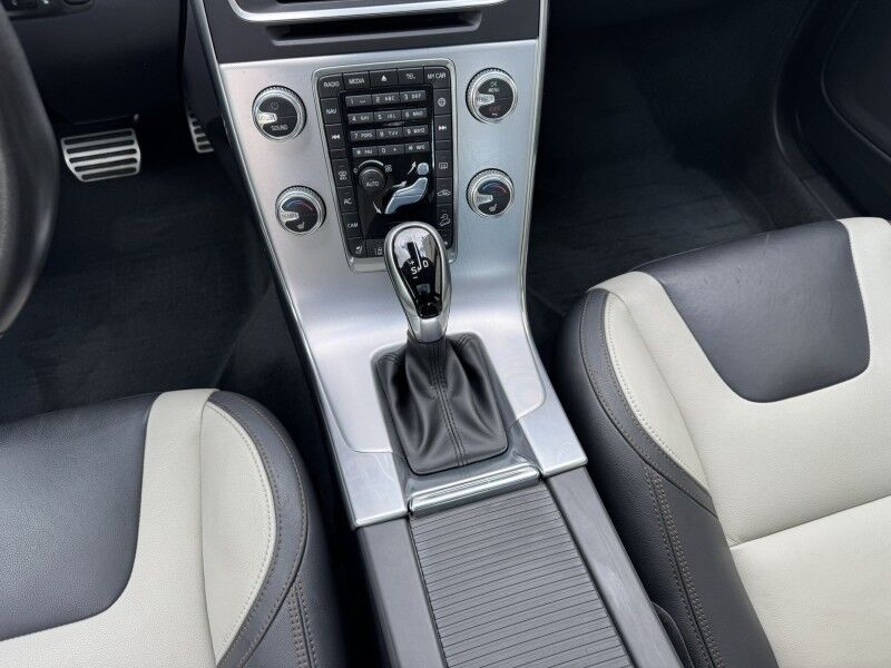 2017 Volvo S60 Cross Country  Willow Grove PA