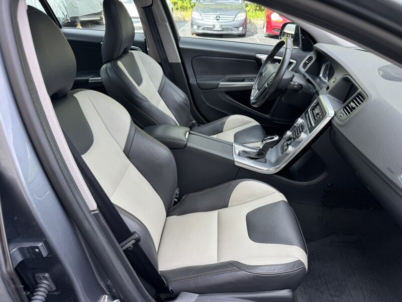 2017 Volvo S60 Cross Country  Willow Grove PA