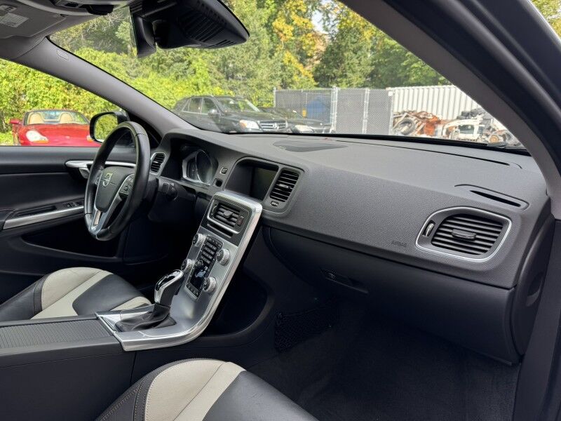 2017 Volvo S60 Cross Country  Willow Grove PA