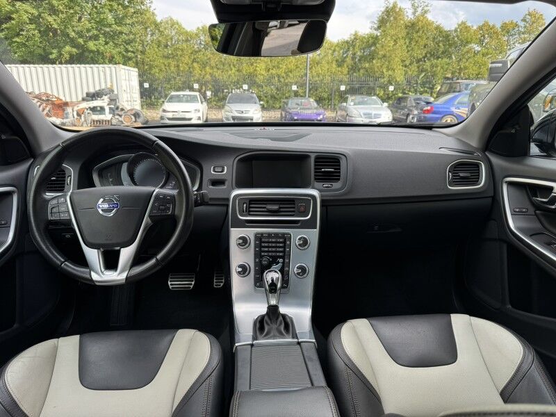 2017 Volvo S60 Cross Country  Willow Grove PA