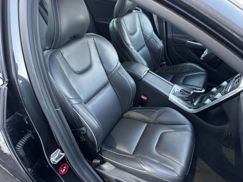 2017 Volvo S60 R-Design Platinum Willow Grove PA