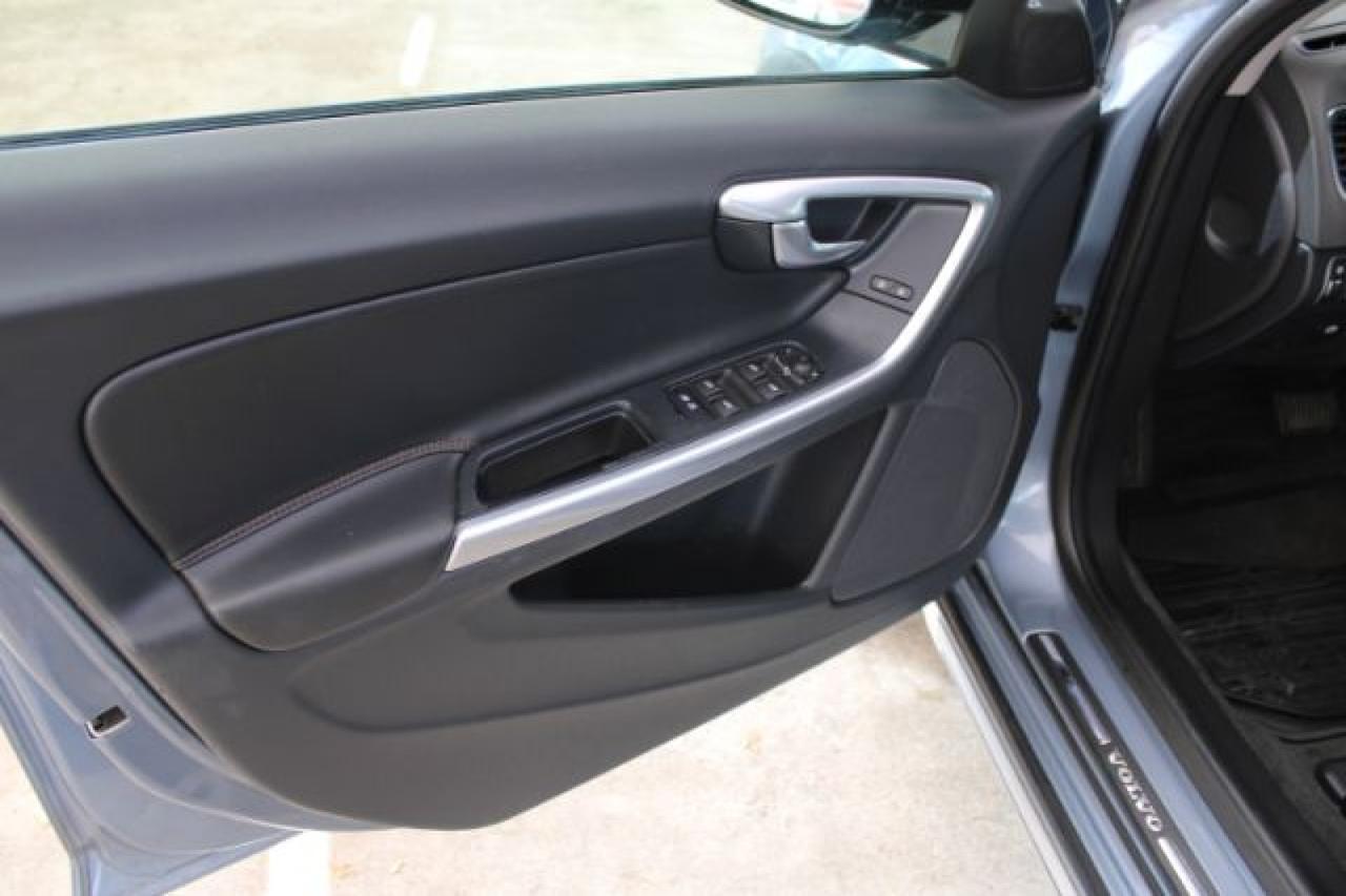 2017 Volvo V60 Cross Country Platinum Plano TX