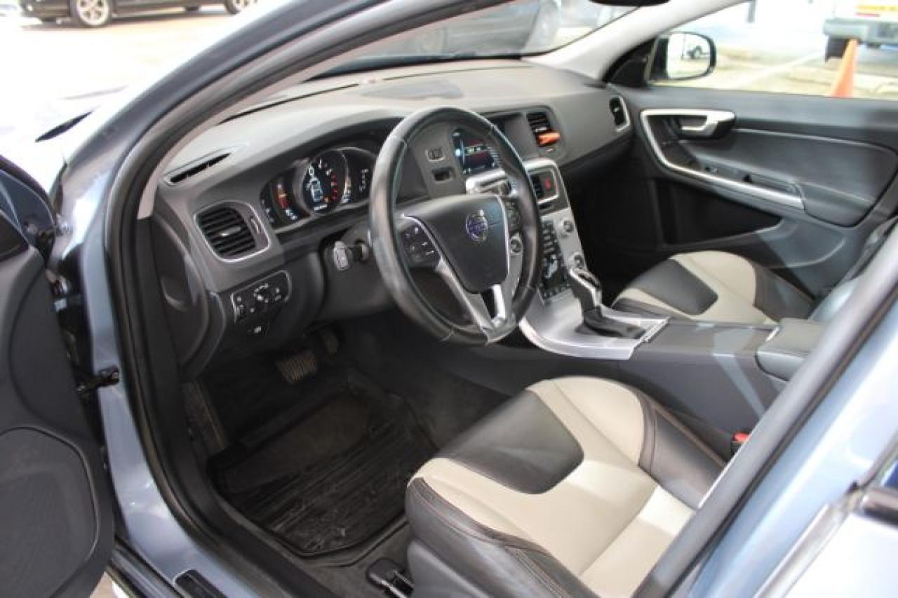 2017 Volvo V60 Cross Country Platinum Plano TX