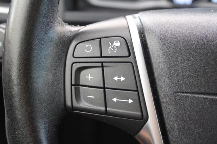 2017 Volvo V60 Cross Country Platinum Plano TX 2017 Volvo V60 Cross Country Platinum Plano TX