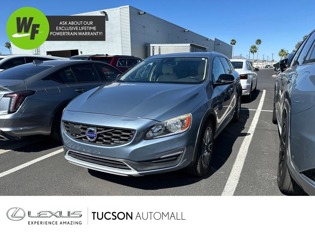 2017 Volvo V60 Cross Country T5