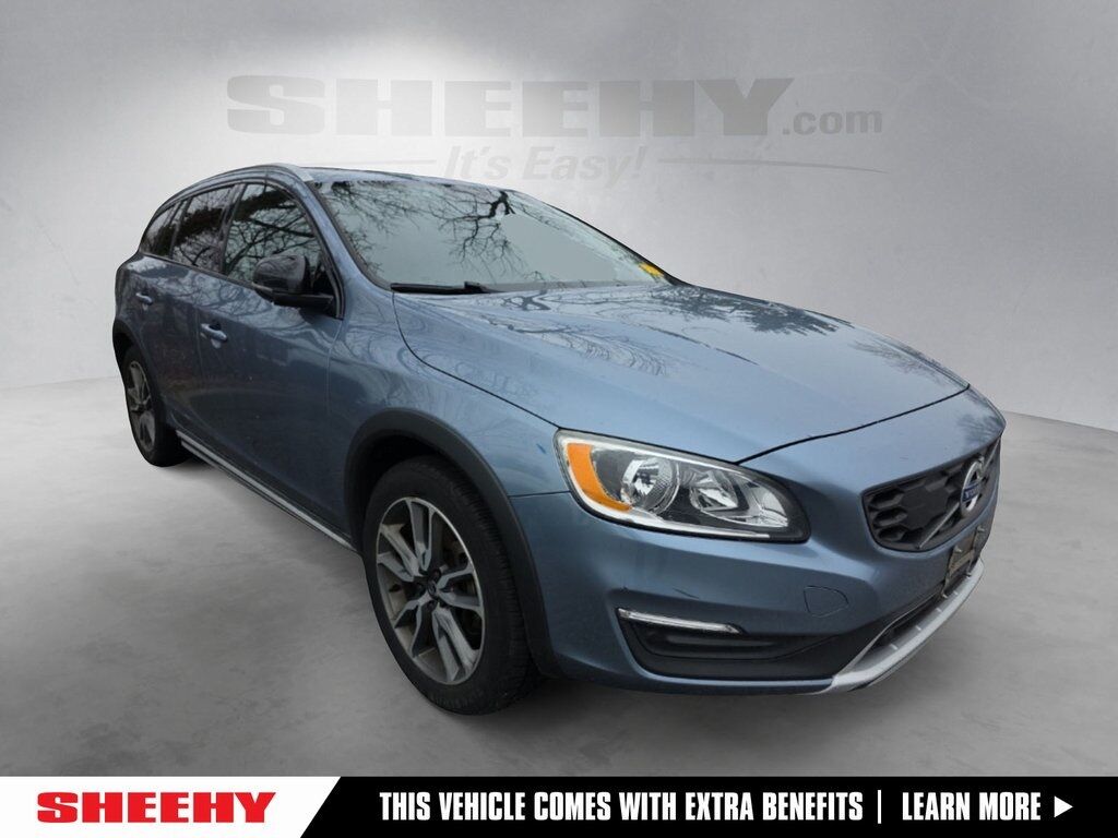 2017 Volvo V60 Cross Country T5