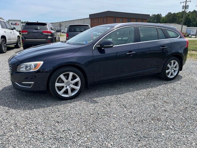 2017 Volvo V60 Premier