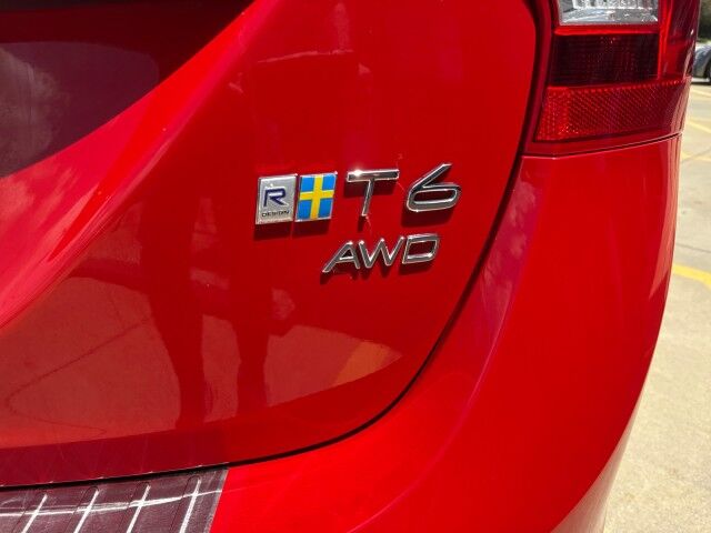 2017 Volvo V60 R-Design Platinum Springfield IL 2017 Volvo V60 R-Design Platinum Springfield IL