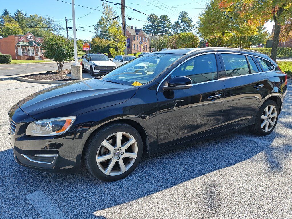 2017 Volvo V60 T5 Platinum Hunt Valley MD