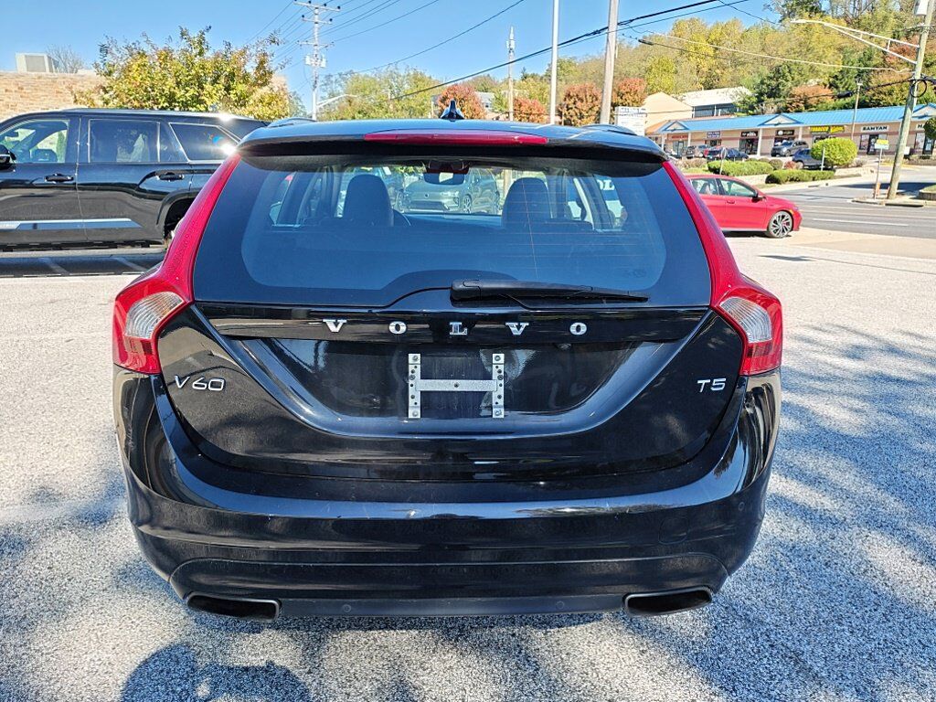 2017 Volvo V60 T5 Platinum Hunt Valley MD