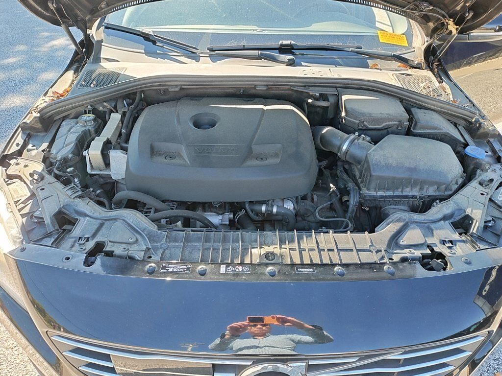 2017 Volvo V60 T5 Platinum Hunt Valley MD