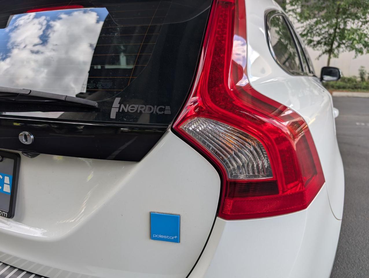 2017 Volvo V60 T6 AWD Polestar Engineered w/Harman Kardon, Öhlins Suspension, Brembo Brakes & Carbon Fiber Trim Portland OR