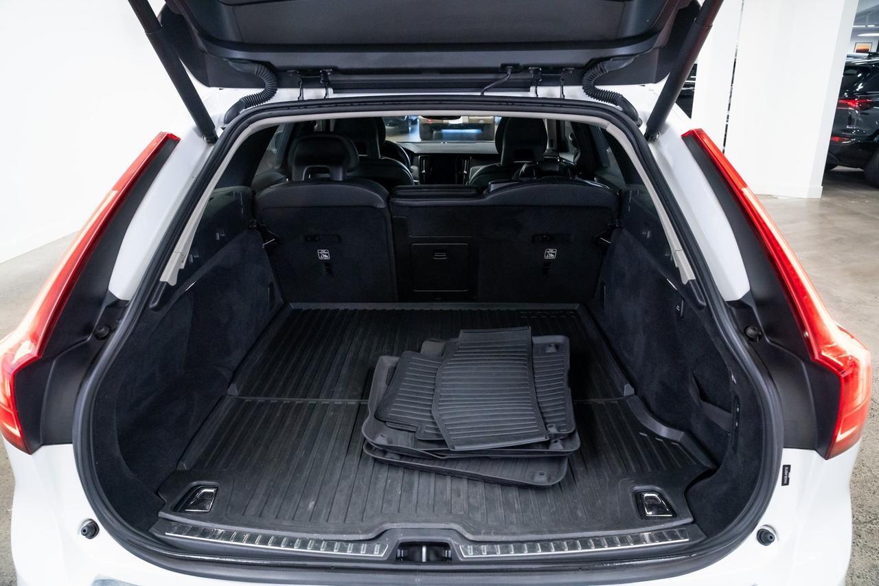 2017 Volvo V90 Cross Country T6 AWD Heated Seats Moonroof Portland OR