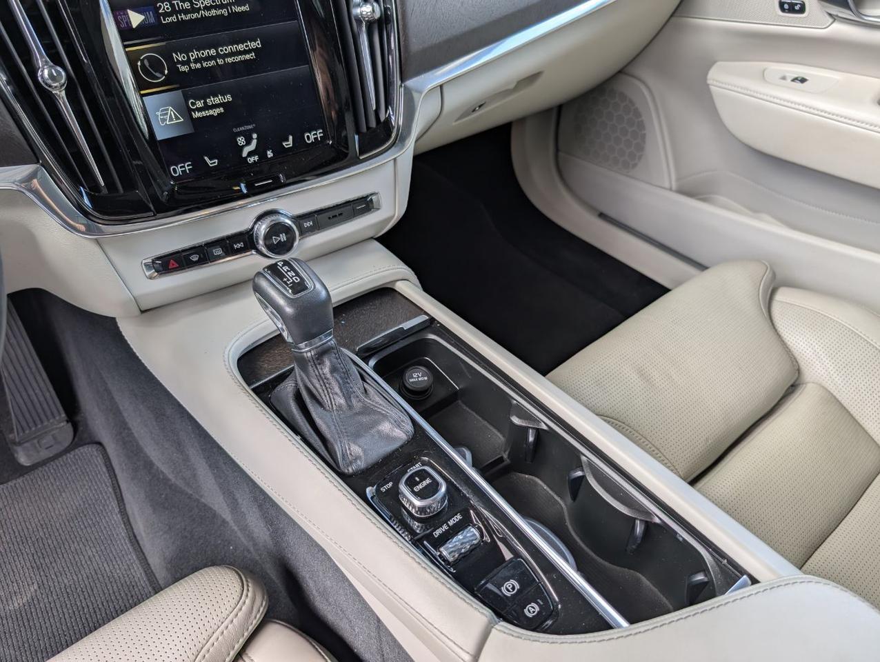 2017 Volvo V90 Cross Country T6 AWD LUX w/High Performance Audio, 360 Cam, Pilot Assist, 4 Heated Seats, Cooled & Massage Front S Portland OR