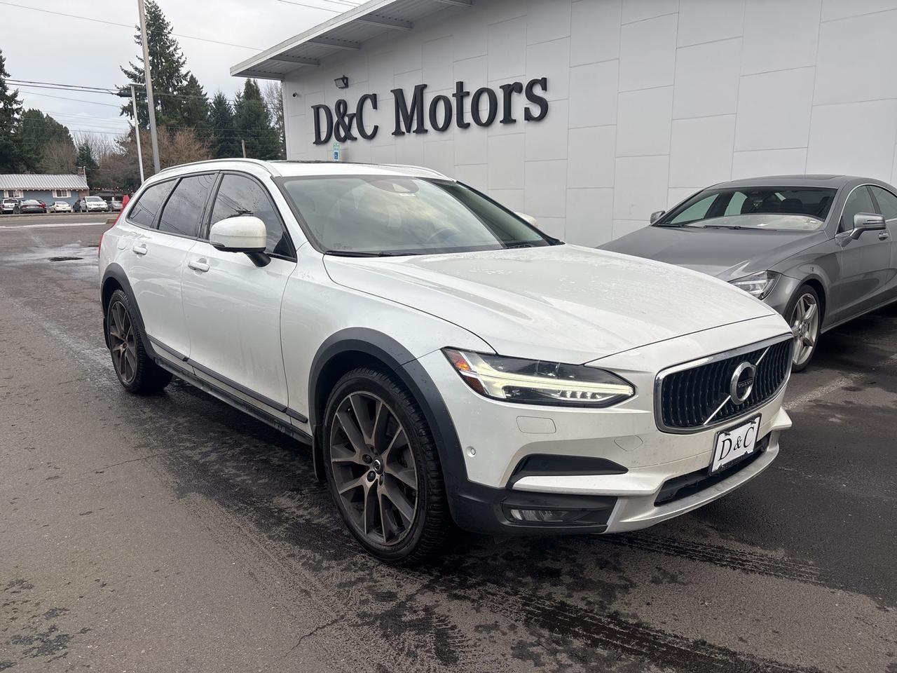 2017 Volvo V90 Cross Country T6 AWD