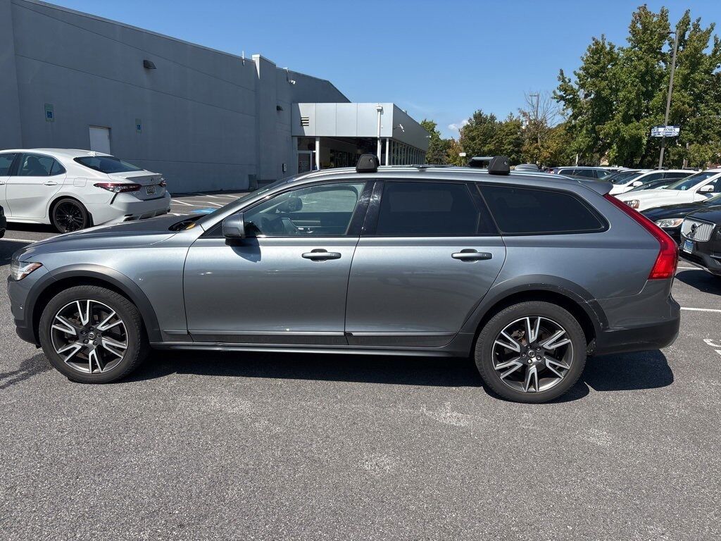 2017 Volvo V90 Cross Country T6 AWD