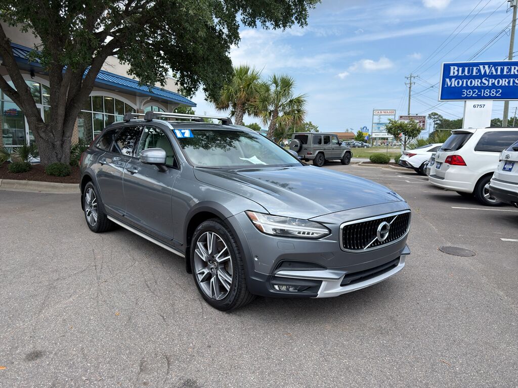 2017 Volvo V90 Cross Country T6