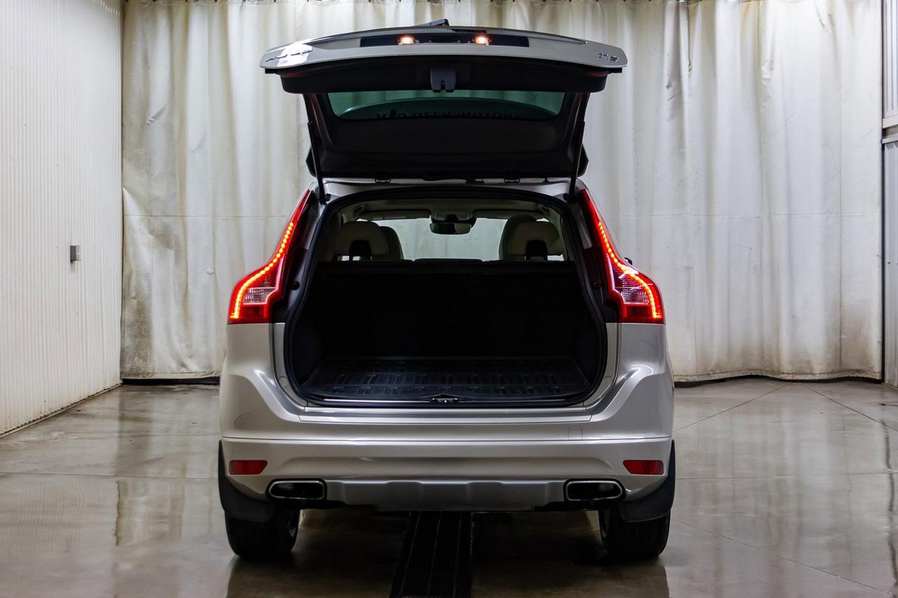 2017 Volvo XC60 AWD T6 Drive-E Premier Leather Roof Nav Red Deer AB