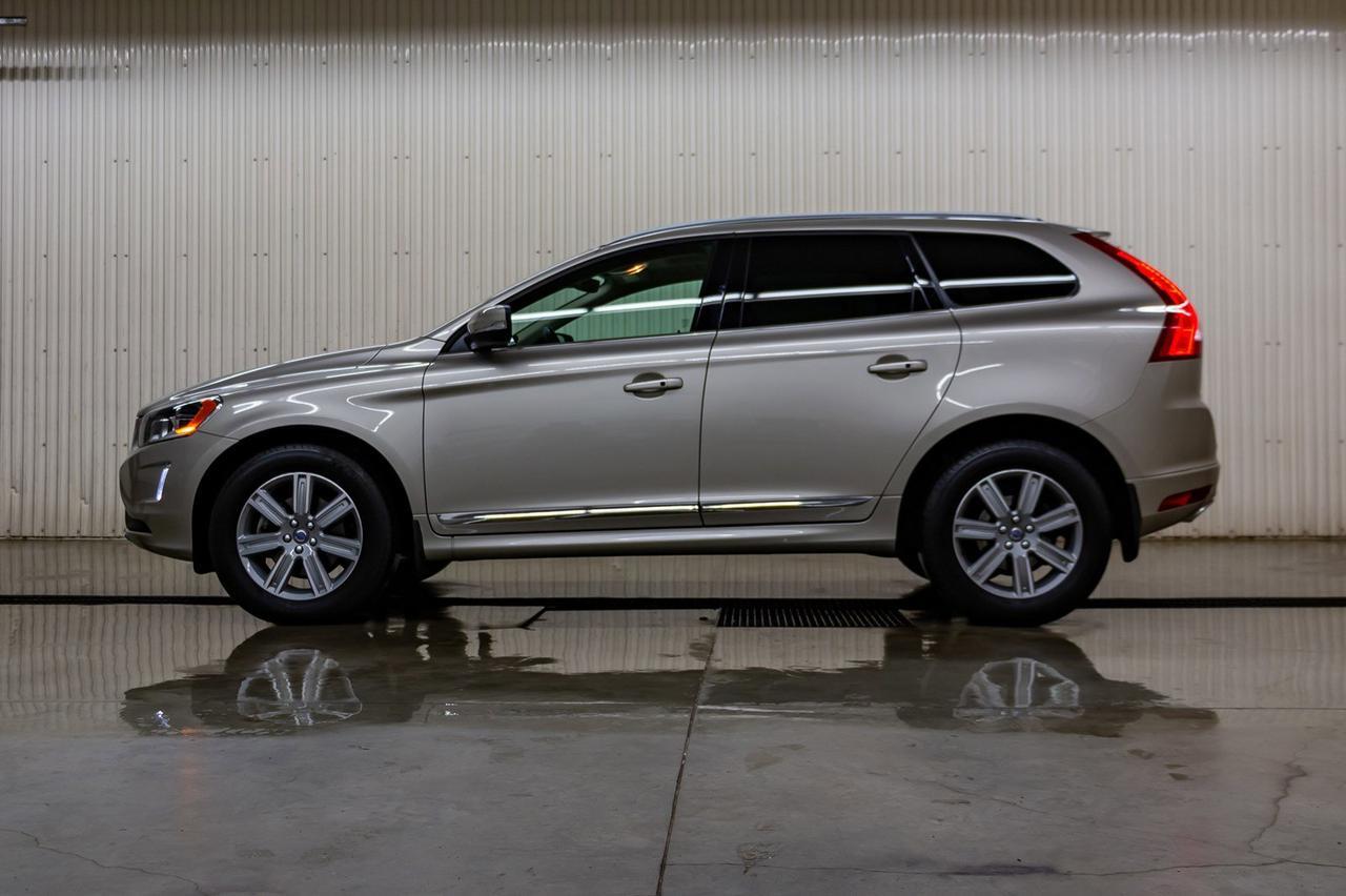 2017 Volvo XC60 AWD T6 Drive-E Premier Leather Roof Nav Red Deer AB
