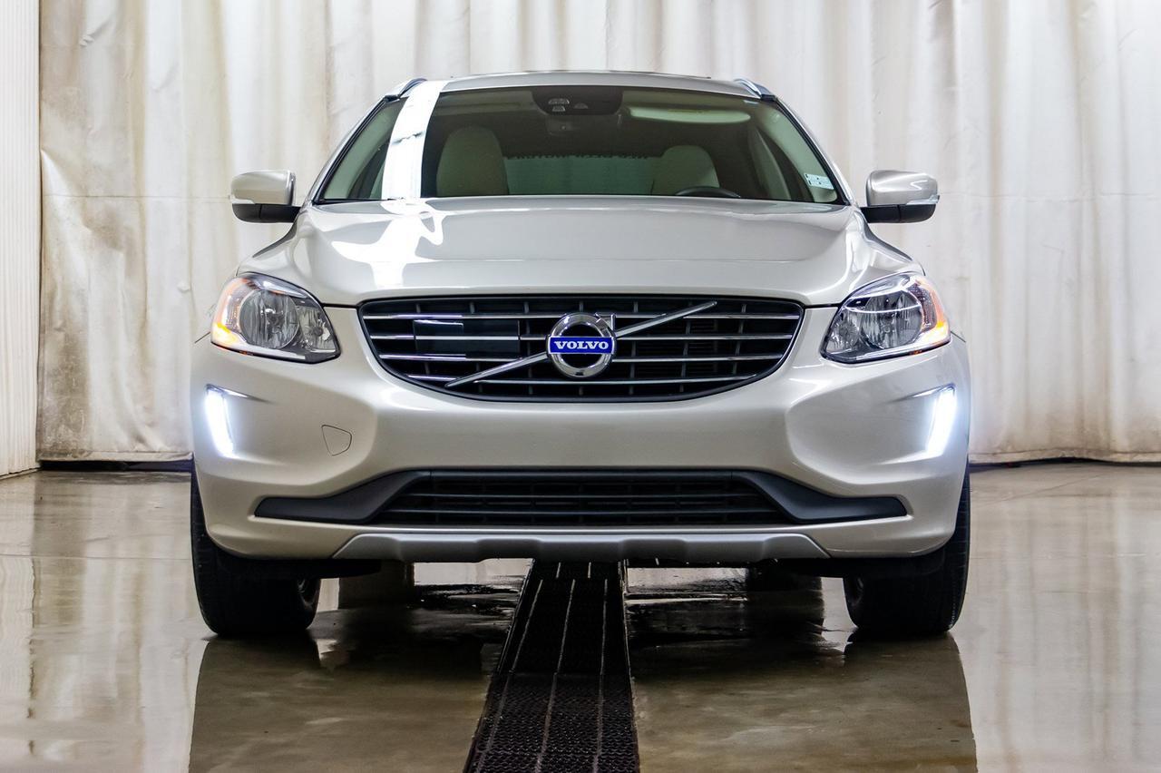 2017 Volvo XC60 AWD T6 Drive-E Premier Leather Roof Nav Red Deer AB