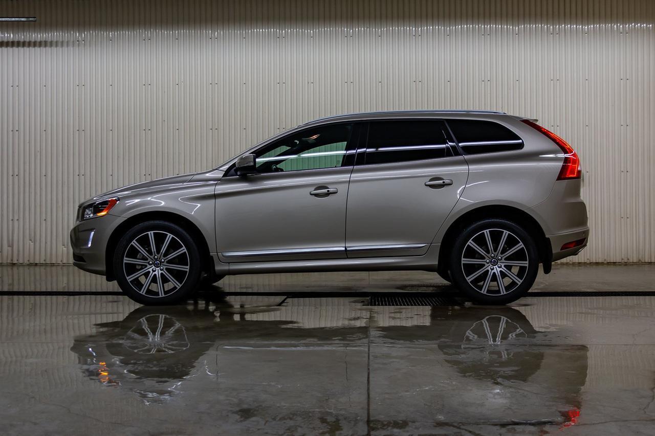 2017 Volvo XC60 AWD T6 Drive-E Premier Leather Roof Nav Red Deer AB