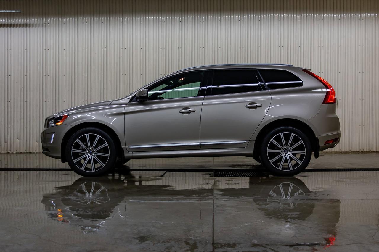 2017 Volvo XC60 AWD T6 Drive-E Premier Leather Roof Nav Red Deer AB