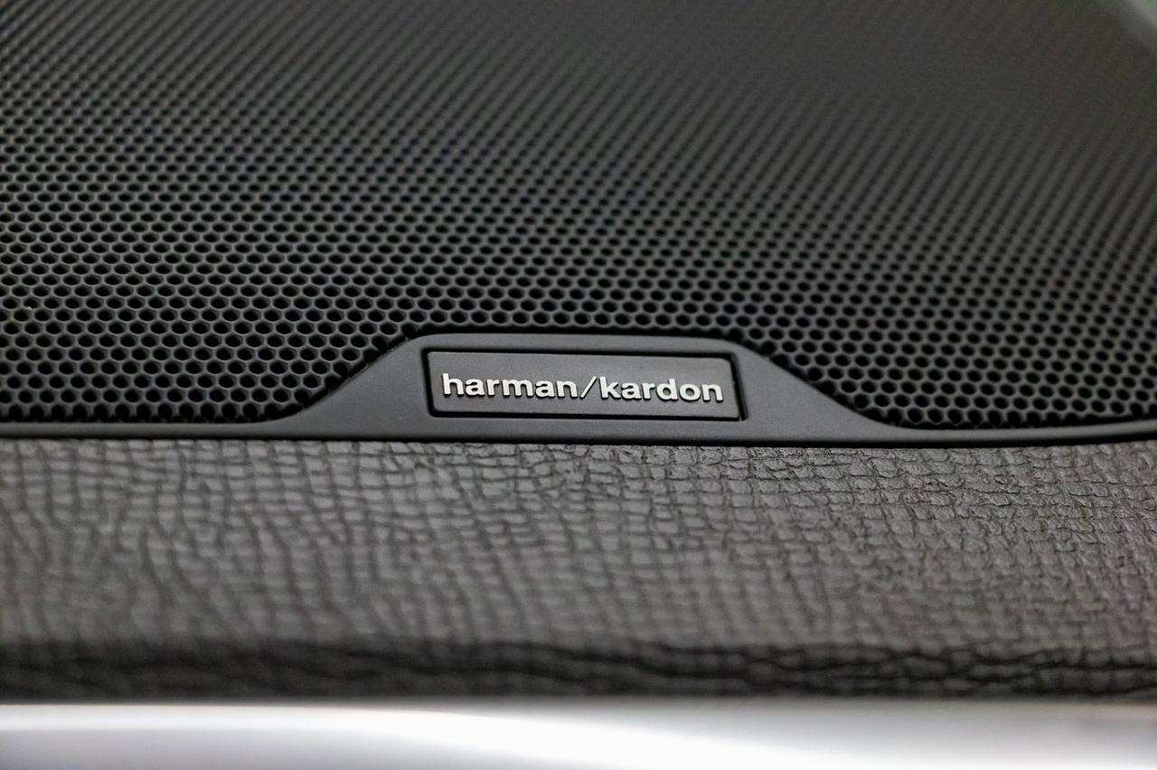 2017 Volvo XC60 AWD T6 Drive-E Premier Leather Roof Nav Red Deer AB