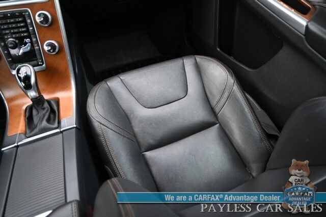 2017 Volvo XC60 Inscription / AWD / Power & Heated Leather Seats / Panoramic Sunroof / Navigation / Blind Spot Alert / Bluetooth / Backup Camera / Cruise Control / Keyless Entry & Start / 31 MPG / Only 73K Miles Anchorage AK