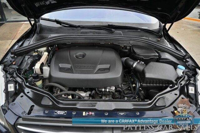 2017 Volvo XC60 Inscription / AWD / Power & Heated Leather Seats / Panoramic Sunroof / Navigation / Blind Spot Alert / Bluetooth / Backup Camera / Cruise Control / Keyless Entry & Start / 31 MPG / Only 73K Miles Anchorage AK