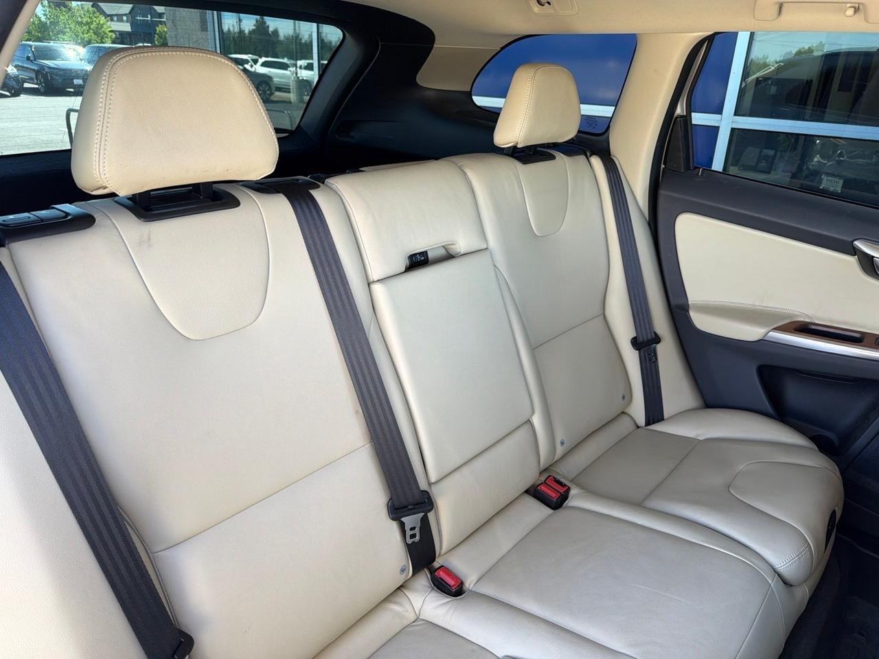 2017 Volvo XC60 T5 Inscription Bend OR