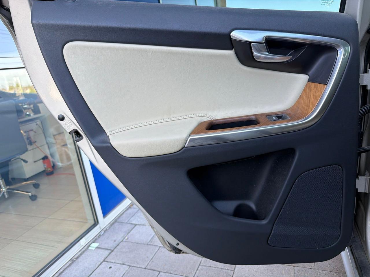 2017 Volvo XC60 T5 Inscription Bend OR