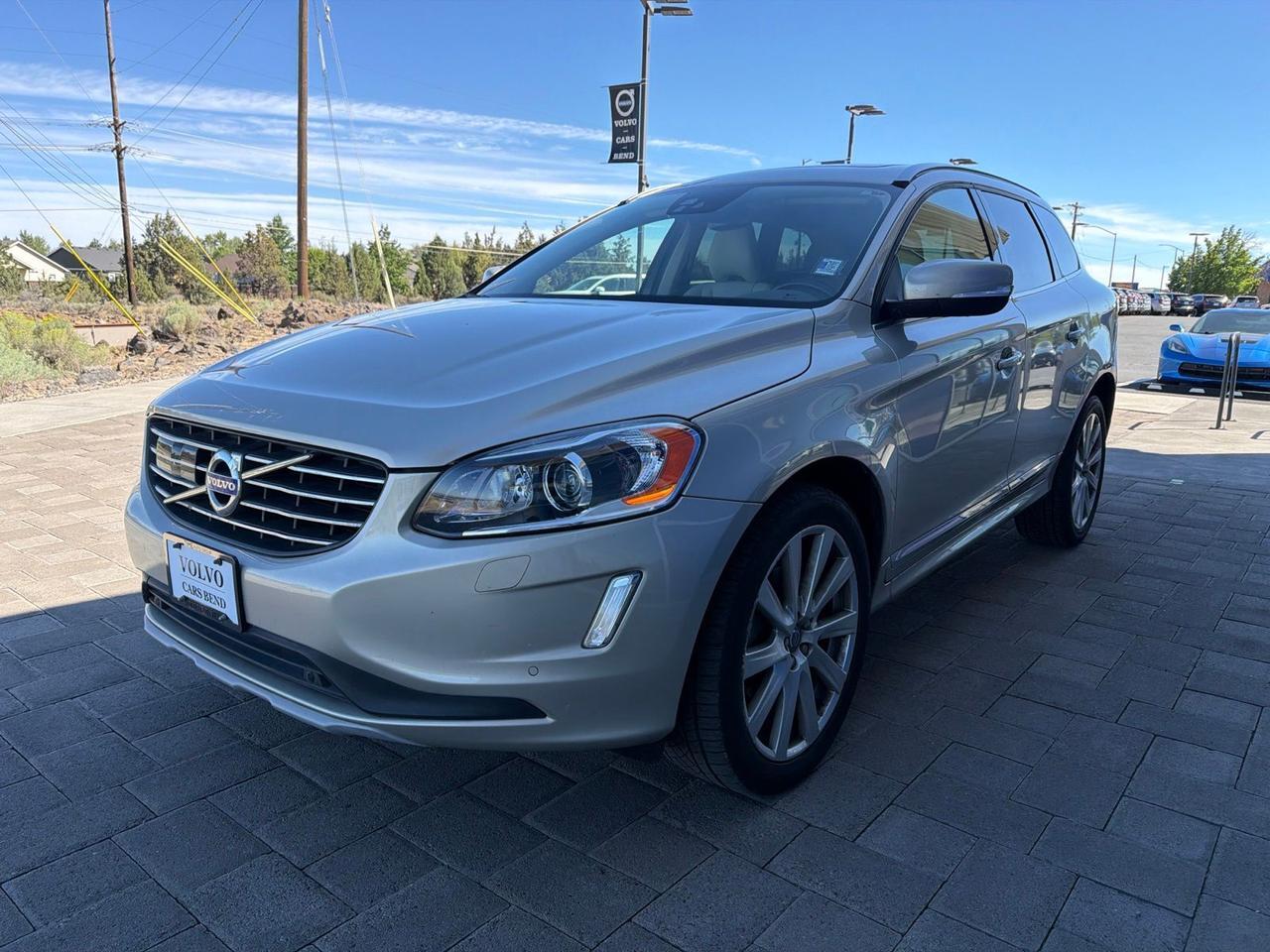2017 Volvo XC60 T5 Inscription Bend OR