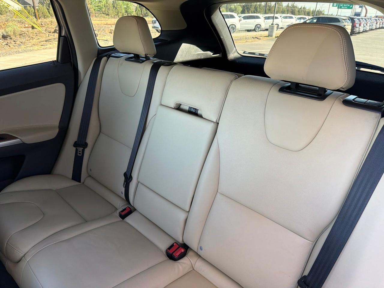 2017 Volvo XC60 T5 Inscription Bend OR